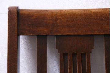 アンティーク家具　イギリスアンティーク　アールデコ様式　高級感のあるシンプルなダイニングチェア(椅子)(1)