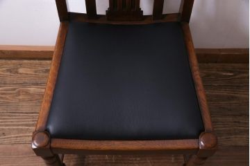 アンティーク家具　イギリスアンティーク　アールデコ様式　高級感のあるシンプルなダイニングチェア(椅子)(1)