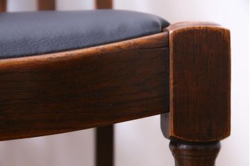 アンティーク家具　イギリスアンティーク　アールデコ様式　高級感のあるシンプルなダイニングチェア(椅子)(1)