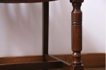 アンティーク家具　イギリスアンティーク　アールデコ様式　高級感のあるシンプルなダイニングチェア(椅子)(1)