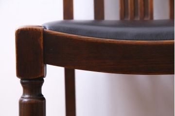 アンティーク家具　イギリスアンティーク　アールデコ様式　高級感のあるシンプルなダイニングチェア(椅子)(2)