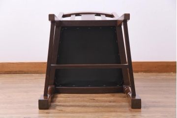 アンティーク家具　イギリスアンティーク　アールデコ様式　高級感のあるシンプルなダイニングチェア(椅子)