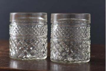 イギリスビンテージ　底面まで美しいショットグラスペア(2個セット、コップ)
