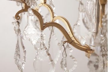 フランスアンティーク　クリスタルガラスがまばゆく煌めくシャンデリア(6灯、天井照明、吊り下げ照明)