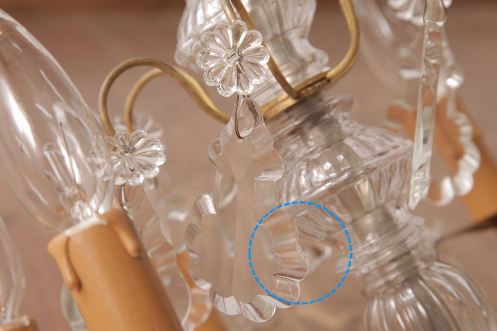 フランスアンティーク　クリスタルガラスがまばゆく煌めくシャンデリア(6灯、天井照明、吊り下げ照明)