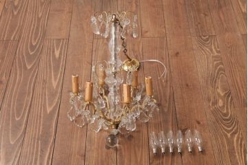 フランスアンティーク　クリスタルガラスがまばゆく煌めくシャンデリア(6灯、天井照明、吊り下げ照明)