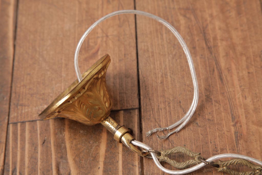 フランスアンティーク　クリスタルガラスがまばゆく煌めくシャンデリア(6灯、天井照明、吊り下げ照明)