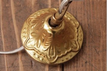 フランスアンティーク　クリスタルガラスがまばゆく煌めくシャンデリア(6灯、天井照明、吊り下げ照明)