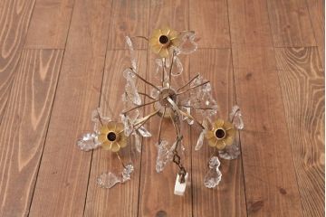 フランスアンティーク　キラキラとした輝きが美しいガラスドロップシャンデリア(3灯、天井照明、吊り下げ照明)