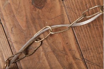 フランスビンテージ　透かし意匠が美しい!きめ細かい装飾のシャンデリア(3灯、天井照明、吊り下げ照明)