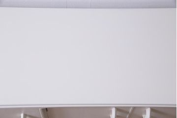 ペイント家具　北欧ビンテージ　G-PLAN(ジープラン)　Brandon(ブランドン)　柔らかな雰囲気漂うレトロモダンなサイドボード(収納棚、戸棚)