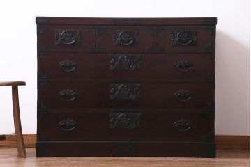 中古　国産　民芸家具　気品漂う和の空間づくりに活躍するチェスト(箪笥、和タンス、引き出し)