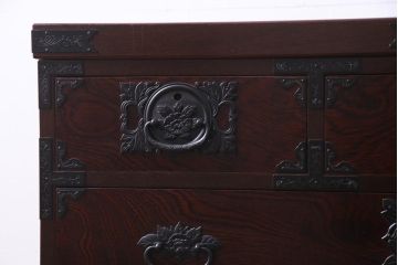 中古　国産　民芸家具　気品漂う和の空間づくりに活躍するチェスト(箪笥、和タンス、引き出し)