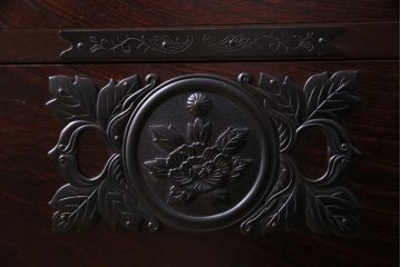 中古　国産　民芸家具　気品漂う和の空間づくりに活躍するチェスト(箪笥、和タンス、引き出し)