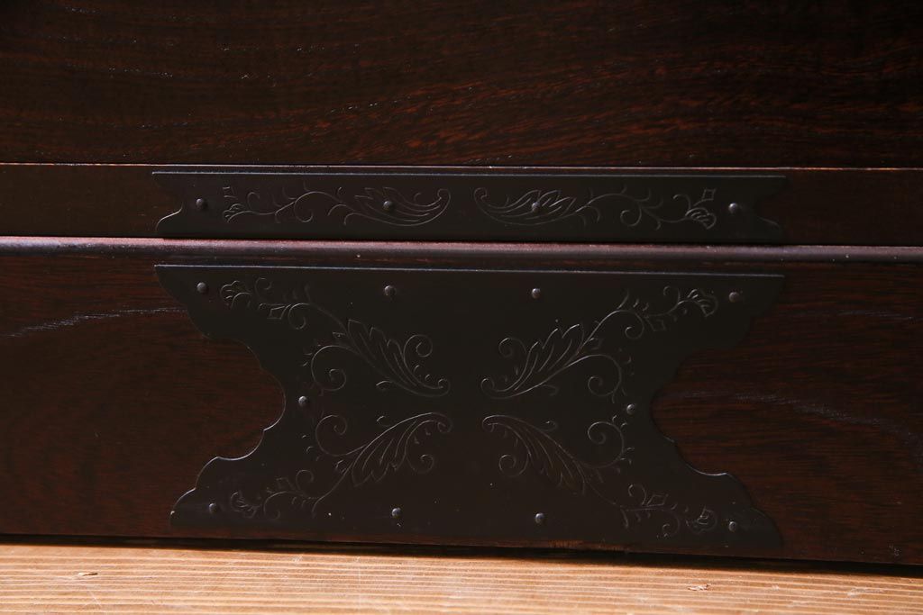 中古　国産　民芸家具　気品漂う和の空間づくりに活躍するチェスト(箪笥、和タンス、引き出し)