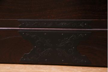 中古　国産　民芸家具　気品漂う和の空間づくりに活躍するチェスト(箪笥、和タンス、引き出し)