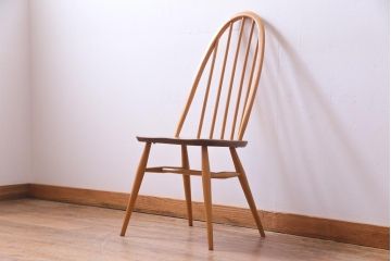 ヴィンテージ家具　イギリスビンテージ　ERCOL(アーコール)　ナチュラルな木味が魅力的なクエーカーチェア(椅子)(1)