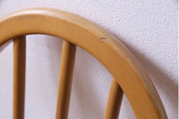 ヴィンテージ家具　イギリスビンテージ　ERCOL(アーコール)　ナチュラルな木味が魅力的なクエーカーチェア(椅子)(1)