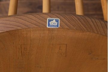 ヴィンテージ家具　イギリスビンテージ　ERCOL(アーコール)　ナチュラルな木味が魅力的なクエーカーチェア(椅子)(2)