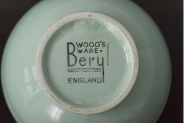 イギリスビンテージ　Woods ware(ウッズウエア)　Beryl(ベロル)　ティーセット(シュガーボウル、ミルクポット)
