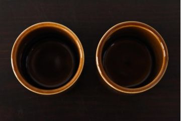 アンティーク雑貨　イギリスビンテージ　HORNSEA(ホーンジー)　BRONTE(ブロンテ)　ソルト&ペッパー　シェーカー2個セット(調味料入れ)
