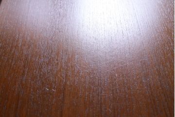 ヴィンテージ家具　北欧ビンテージ　G-PLAN(ジープラン)　取っ手の形が個性的なサイドチェスト(引き出し、ドロワー)