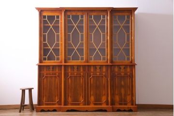 中古　イギリス輸入家具　エドワーディアン様式　存在感のある4枚扉のブックケース(キャビネット、飾り棚、本箱)