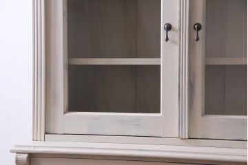 アンティーク家具　フランスアンティーク　扉が個性的なパイン材製のペイント食器棚(収納棚)