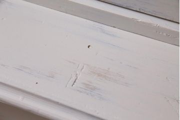 アンティーク家具　フランスアンティーク　扉が個性的なパイン材製のペイント食器棚(収納棚)