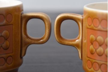 イギリスビンテージ　HORNSEA(ホーンジー)　Saffron(サフラン)　レトロでかわいらしいトリオ3客セット(2)