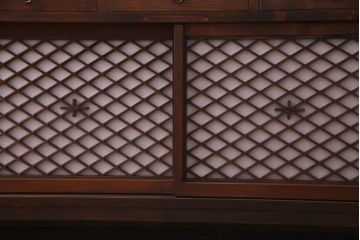 ラフジュ工房オリジナル　古建具リメイク　脚付き　障子貼りに組子が映える和モダンなリビングボード(収納棚、戸棚、テレビボード)
