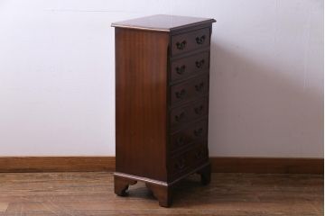 ヴィンテージ家具　イギリスビンテージ　マホガニー材　クラシカルな取っ手がおしゃれな縦型チェスト(サイドチェスト、引き出し)
