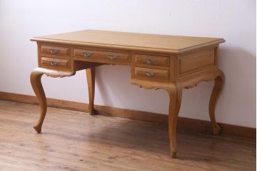 ヴィンテージ家具　イギリスビンテージ　天板オーク材　パイン材　木のぬくもり感じる上品なニーホールデスク(両袖デスク、机、在宅ワーク、在宅用ワークデスク)