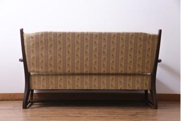 中古　神戸洋家具　永田良介商店　533型　あたたかな雰囲気が魅力的なアームソファ(二人掛け)(定価約39万円)