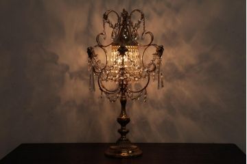 中古　海外製　豪華なガラスドロップのテーブルランプ(スタンドライト、卓上照明)