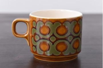 イギリスビンテージ　HORNSEA(ホーンジー)　BRONTE(ブロンテ)シリーズ　トリオ2客セット(カップ、ソーサー、プレート、洋食器)(1)