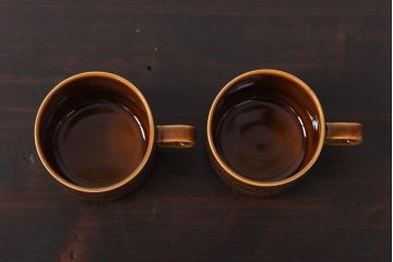 イギリスビンテージ　HORNSEA(ホーンジー)　HEIRLOOM(エアルーム)　カップ&ソーサー2客セット(洋食器)