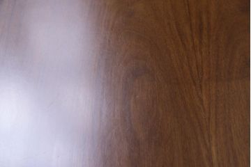 ヴィンテージ家具　北欧ビンテージ　デンマーク　TRIOH社　チーク材　ぬくもり感じる木肌が魅力的なセンターテーブル(ローテーブル)