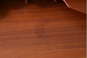 北欧家具　ビンテージ　G-PLAN(ジープラン)　オーク材　ビューローにもなるお洒落なコーナーチェスト(サイドボード)