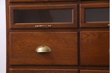 アンティーク家具　イギリスアンティーク　オーク材　2種類の引き出しが便利な薄型シャツケース(チェスト、ドロワー、引き出し)