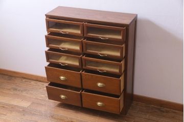 アンティーク家具　イギリスアンティーク　オーク材　2種類の引き出しが便利な薄型シャツケース(チェスト、ドロワー、引き出し)