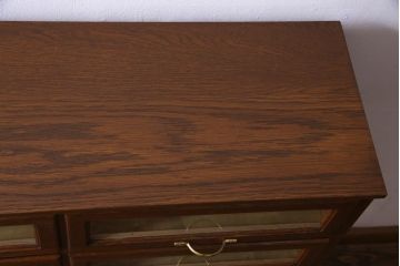 アンティーク家具　イギリスアンティーク　オーク材　2種類の引き出しが便利な薄型シャツケース(チェスト、ドロワー、引き出し)
