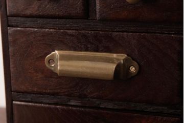 レトロ家具　昭和レトロ　桑・栗材　渋い色味が素敵な小さな小引き出し(小物収納)