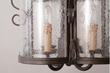 海外製　高級品!　アイアンフレームと気泡ガラスが目を引くビンテージの4灯シャンデリア(吊り下げ照明、天井照明)