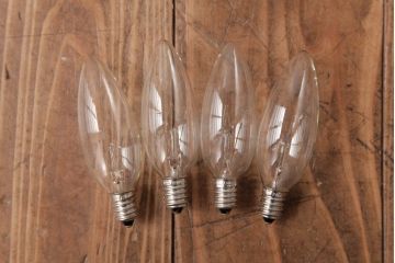 海外製　高級品!　アイアンフレームと気泡ガラスが目を引くビンテージの4灯シャンデリア(吊り下げ照明、天井照明)