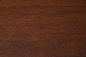 ヴィンテージ家具　ビンテージ　チーク材　直線的な北欧風デザインのリビングボード(サイドボード)