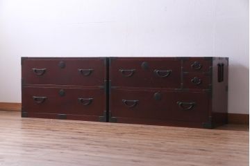 アンティーク家具　和製アンティーク　上手物!　漆　溜塗り　シックな雰囲気が漂う松本衣装箪笥(重ね箪笥、和タンス)