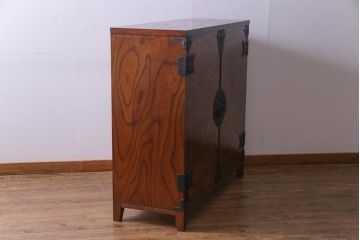 当店リメイク家具　伝統民芸　岩谷堂箪笥　2wayが便利な脚付サイドボード(衣装箪笥、引き出し、収納棚)