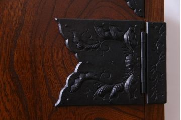 当店リメイク家具　伝統民芸　岩谷堂箪笥　2wayが便利な脚付サイドボード(衣装箪笥、引き出し、収納棚)