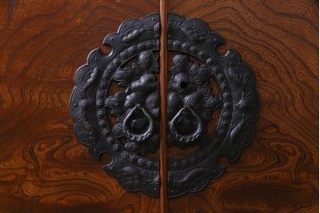 当店リメイク家具　伝統民芸　岩谷堂箪笥　2wayが便利な脚付サイドボード(衣装箪笥、引き出し、収納棚)